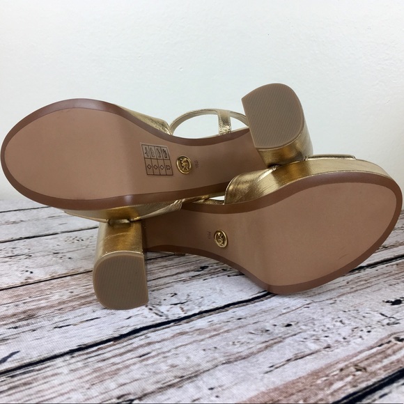 MICHAEL Michael Kors Lexie Platform Gold Stars 9 - Picture 5 of 8